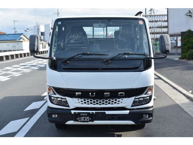 Mitsubishi Fuso Canter 7