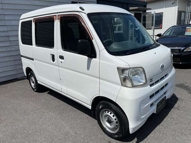 Daihatsu Hijet Cargo 10