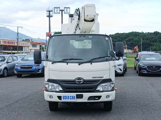 Hino Dutro 2