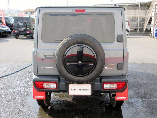 Suzuki Jimny 8