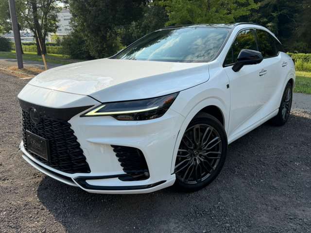 Lexus RX 9