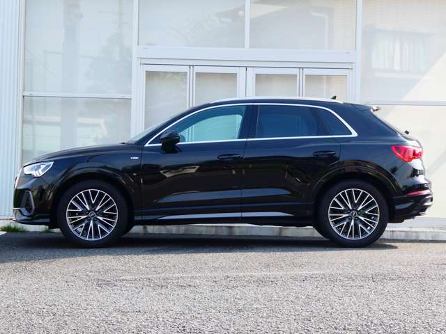 Audi Q3 6