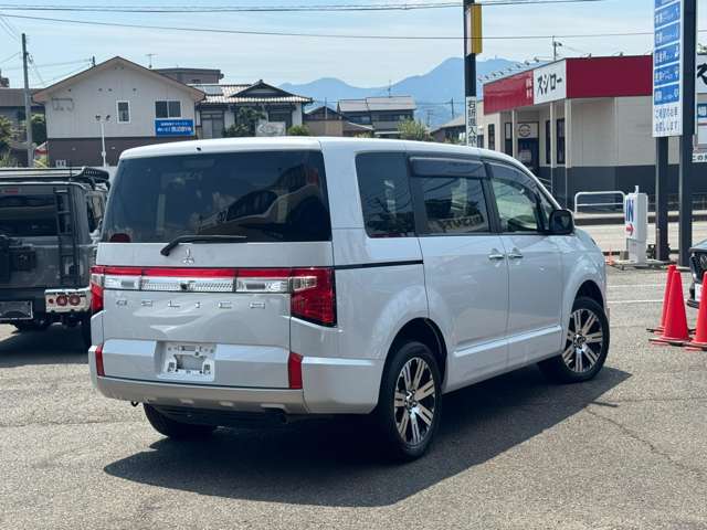 Mitsubishi Delica D:5 10