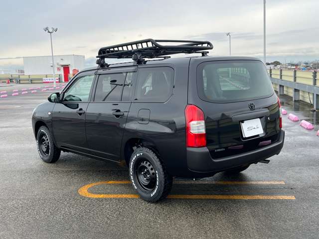 Toyota Probox Van 11