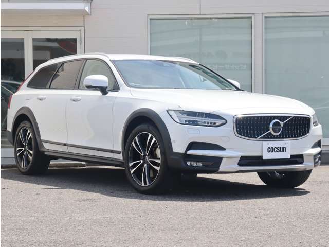 Volvo V90 Cross Country 6