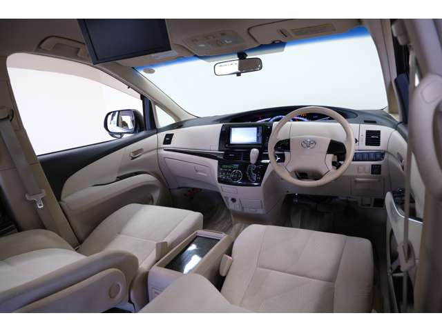 Toyota Estima 11