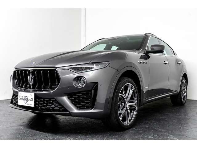 Maserati Levante 12