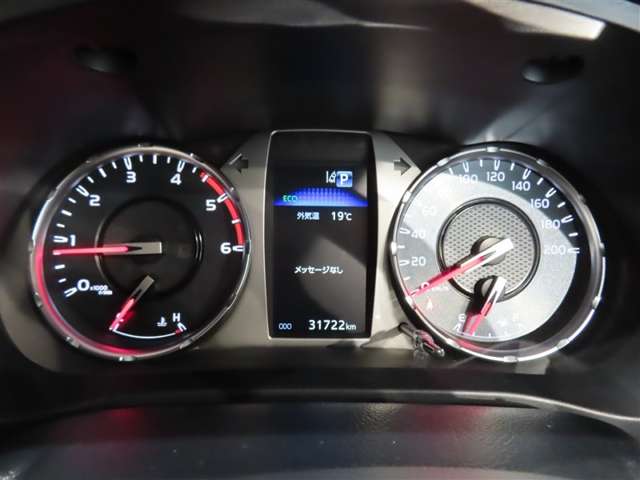 Toyota Hilux 9