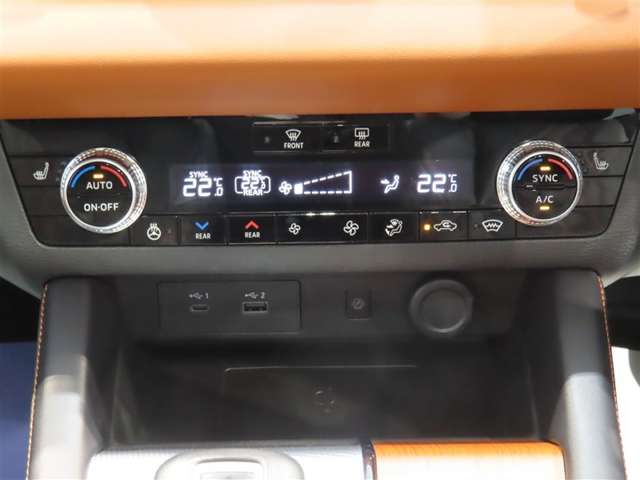 Mitsubishi Outlander 10