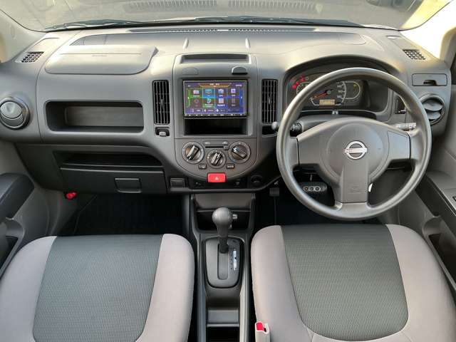 Nissan AD 4