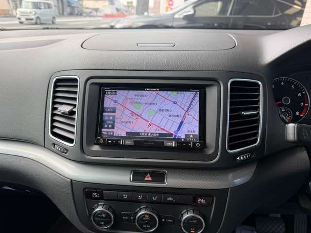 Volkswagen Sharan 6