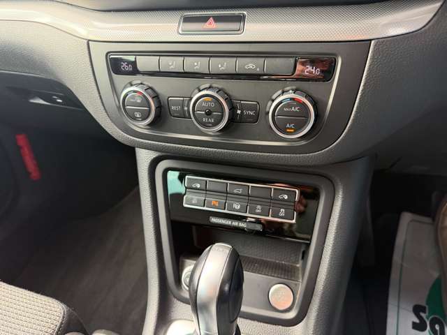 Volkswagen Sharan 8