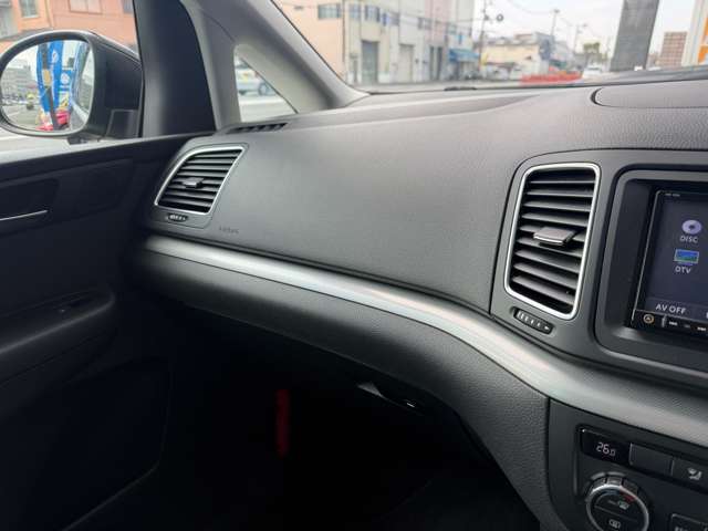 Volkswagen Sharan 9
