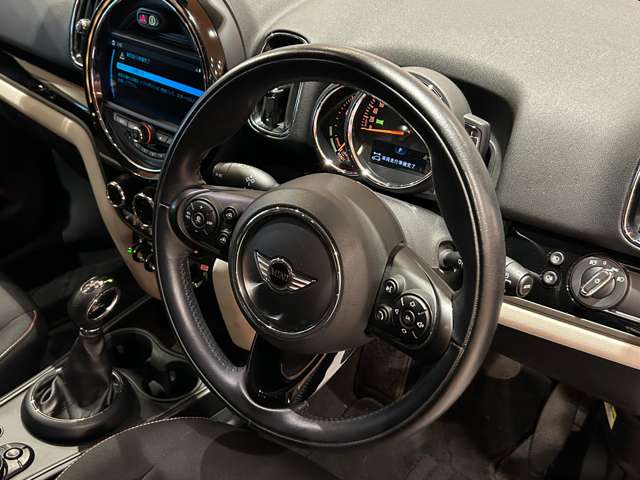 MINI Crossover 7