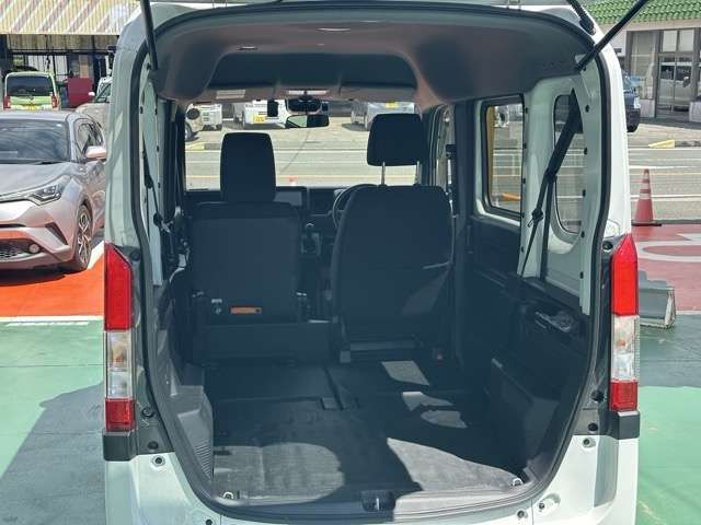 Honda N-VAN 11