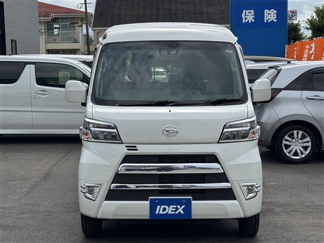 Daihatsu Hijet Cargo 4