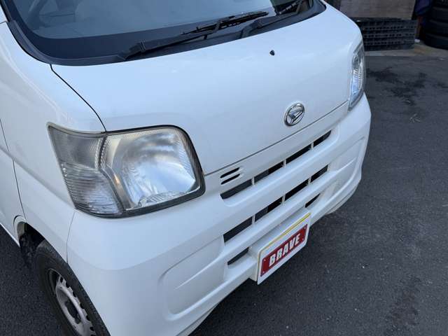 Daihatsu Hijet Cargo 7