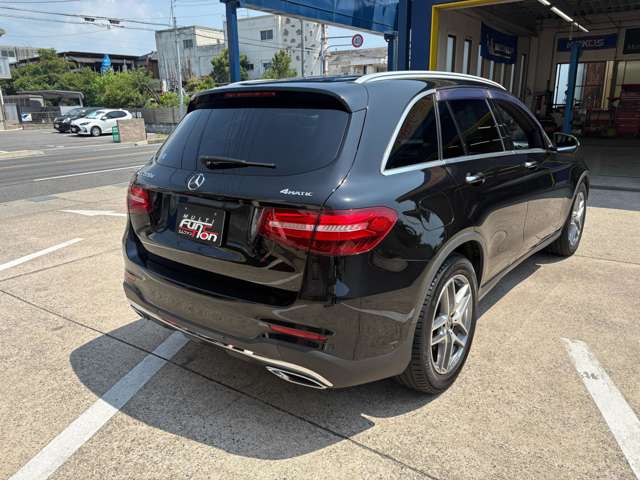 Mercedes-Benz GLC 8
