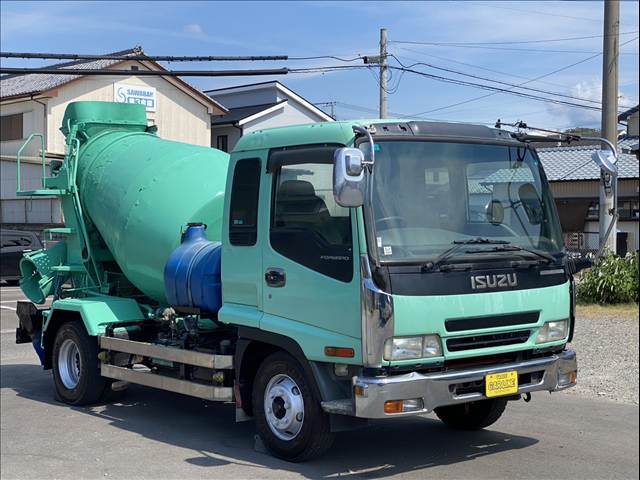 Isuzu Forward 12