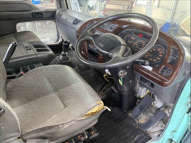 Isuzu Forward 6