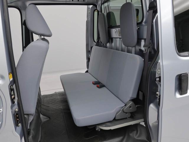 Daihatsu Hijet Deck Van 11