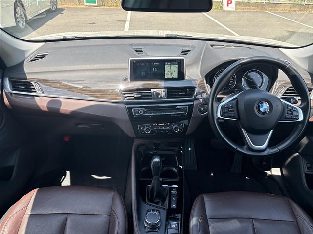 BMW X1 6