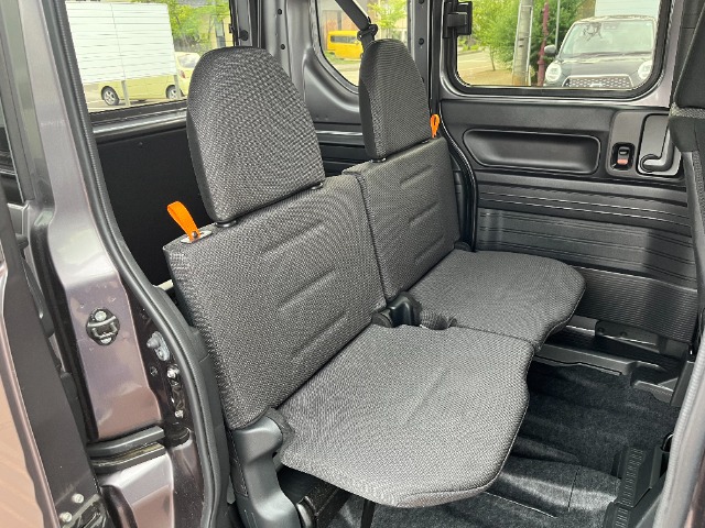 Honda N-VAN 12