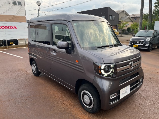 Honda N-VAN 9