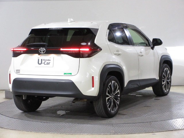 Toyota Yaris Cross 8
