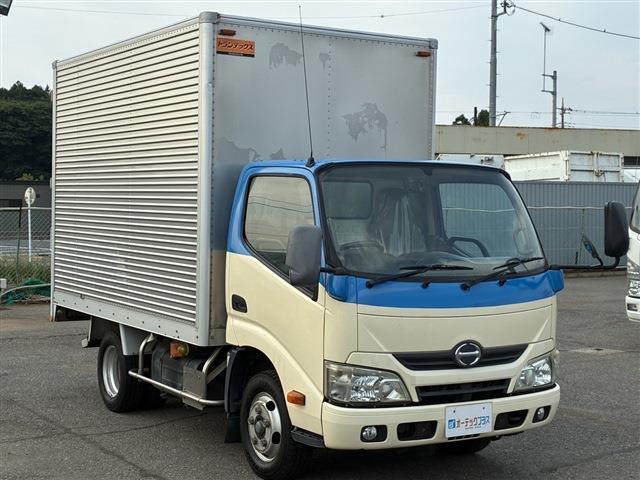 Hino Dutro 5