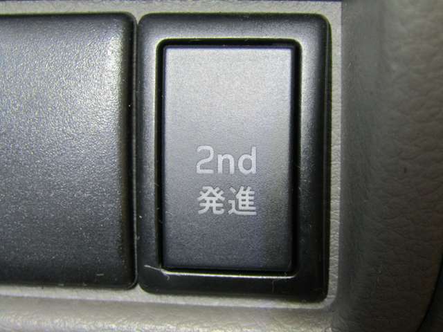 Suzuki Every 12