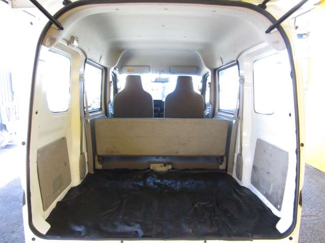 Suzuki Every 9