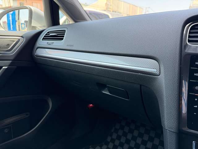 Volkswagen Golf Alltrack 11