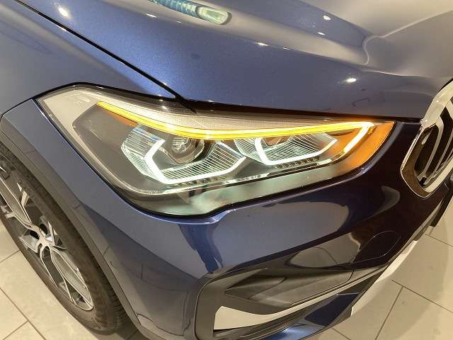 BMW X1 9