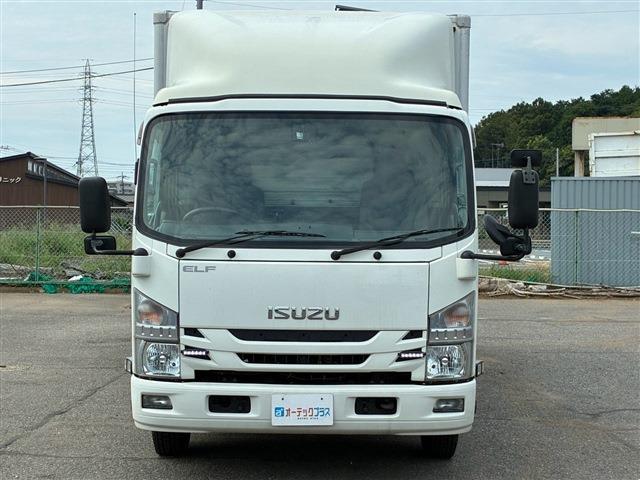 Isuzu Elf 8