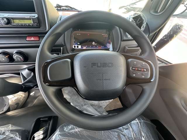 Mitsubishi Fuso Canter 7