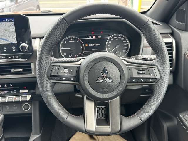 Mitsubishi Triton 8