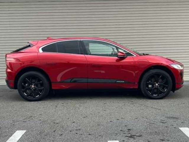 Jaguar Iペイス 11