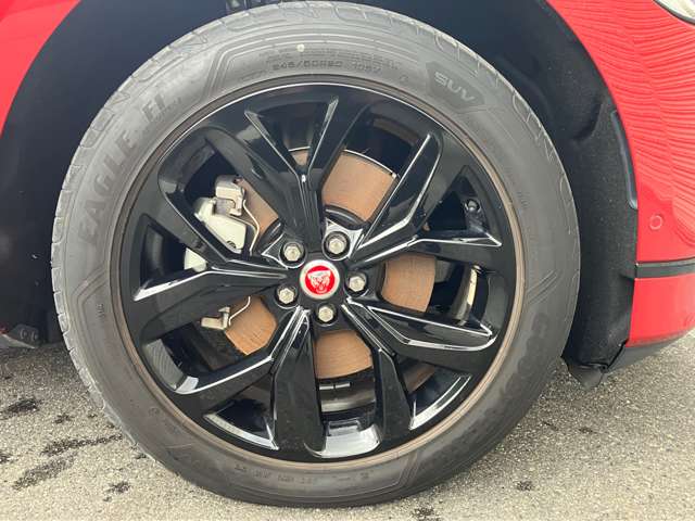 Jaguar Iペイス 7