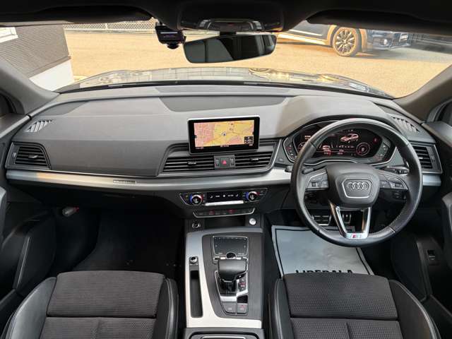 Audi Q5 5