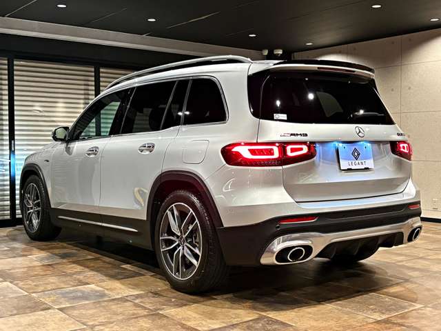 Mercedes-Benz GLB 6