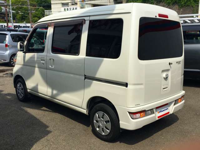 Daihatsu Hijet Cargo 12
