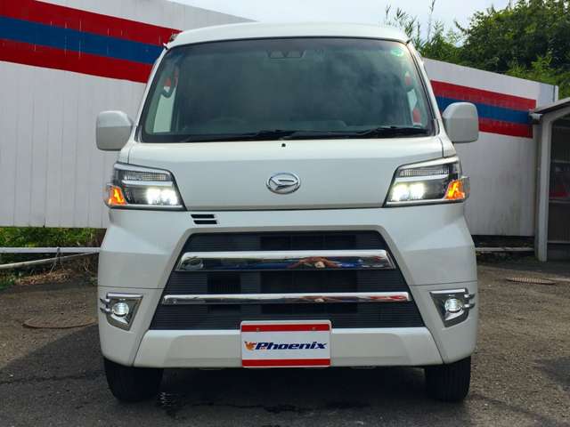 Daihatsu Hijet Cargo 4