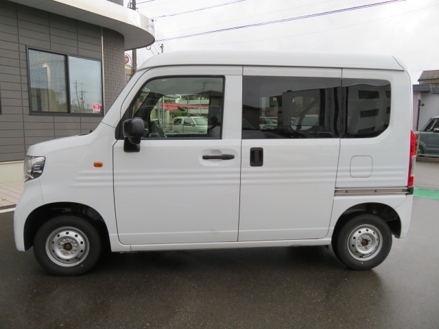 Honda N-VAN 4