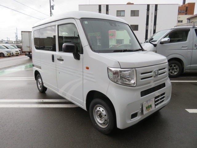 Honda N-VAN 8
