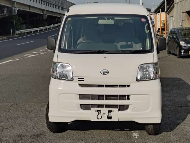 Daihatsu Hijet Cargo 2
