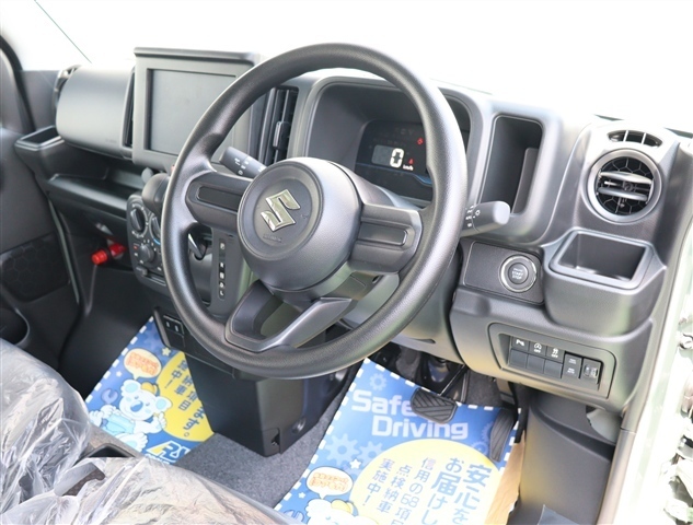 Suzuki Every 8