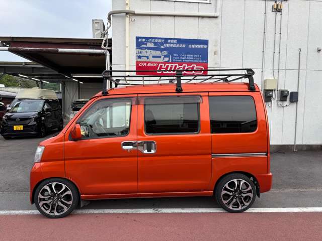 Daihatsu Hijet Cargo 6