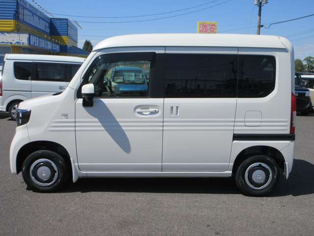 Honda N-VAN 9