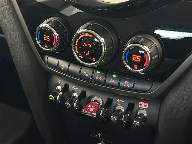 MINI Crossover 12